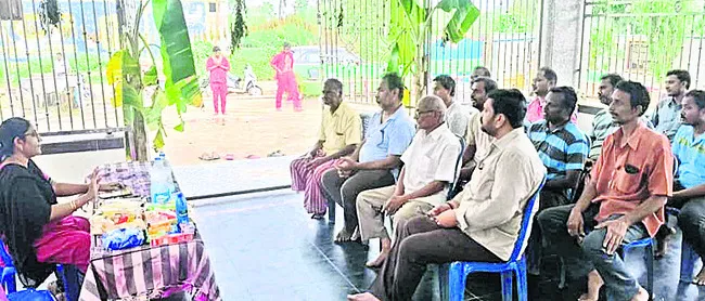 మారిన జీఎస్టీ ప్రకారం బిల్లులు ఇవ్వాలి