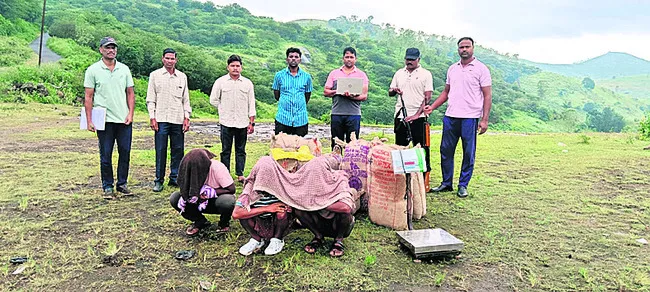 220 కిలోల గంజాయిపట్టివేత– ముగ్గురి అరెస్టు 
