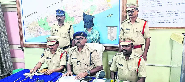 చోరీ సొత్తు స్వాధీనం 