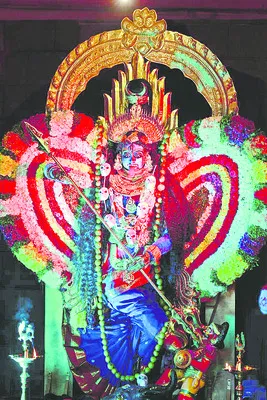 వైభవంగా దసరా వేడుకలు 