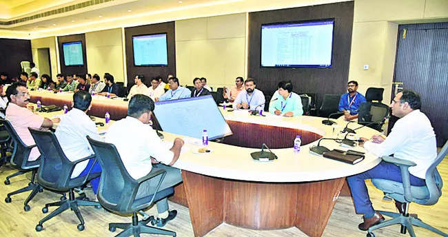 సైబర్‌ మోసాలపై అప్రమత్తం 