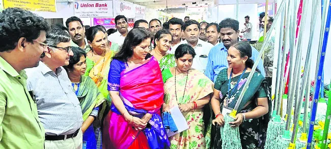 మహిళల ఆర్థికస్వావలంబన పెంపుదలే లక్ష్యం