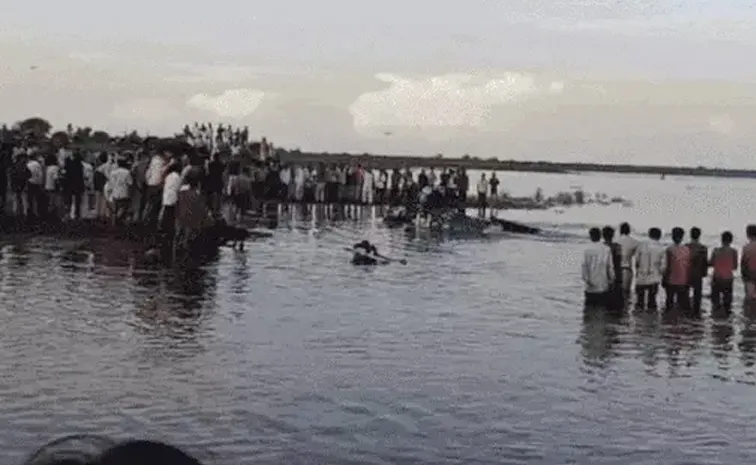 Tragedy in Madhya Pradesh During Durga Idol Immersion