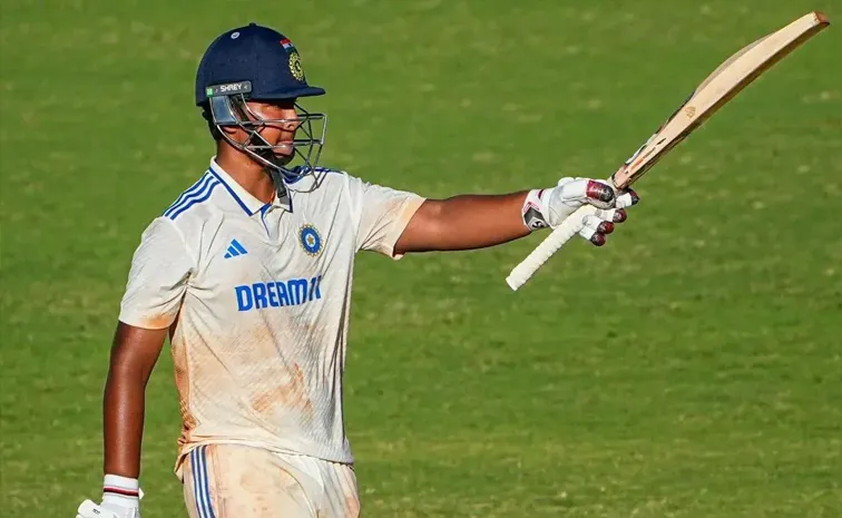 IND Crush AUS By An Innings And 58 Runs