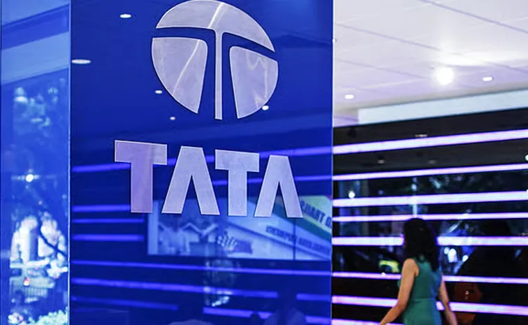 Tata Sons IPO deadline ends RBI Guv makes BIG statement