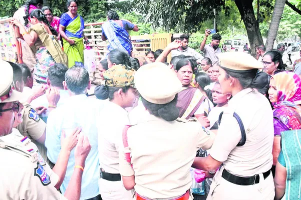అరెస్టులతో సమ్మెను ఆపలేరు