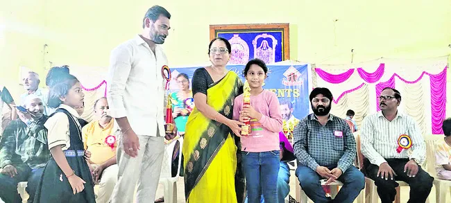 వైన్స్కు దరఖాస్తు గడువు పొడిగింపు