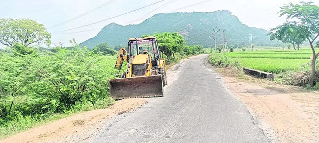 కురుమూర్తి దారులకు మోక్షం! 
