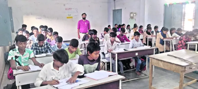 పదికి