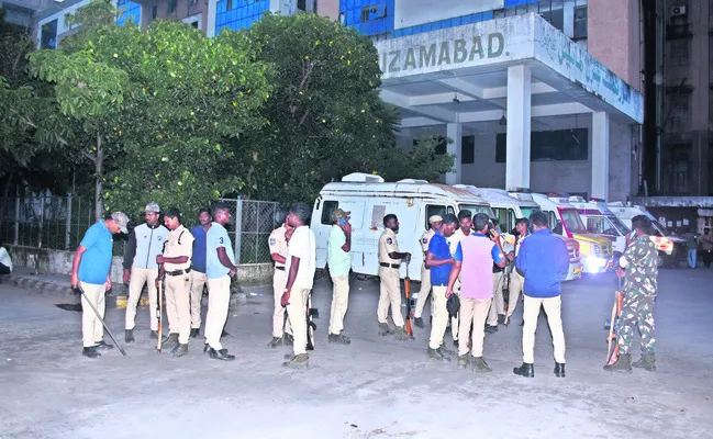 పోలీసుల అదుపులో రియాజ్