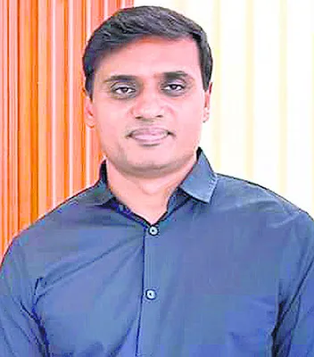 ప్రతి ఇంటా వెలుగులు వెదజల్లాలి 