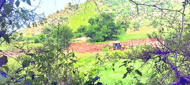 అక్రమార్కుల్లో దడ 