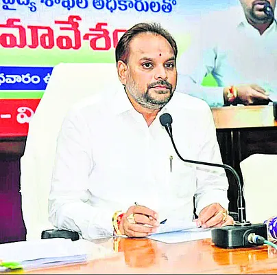 దీపావళి ప్రజల జీవితాల్లో వెలుగులు నింపాలి