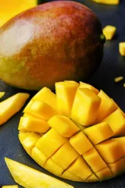 Scientists find surprising link between mangoes and lower diabetes risk4