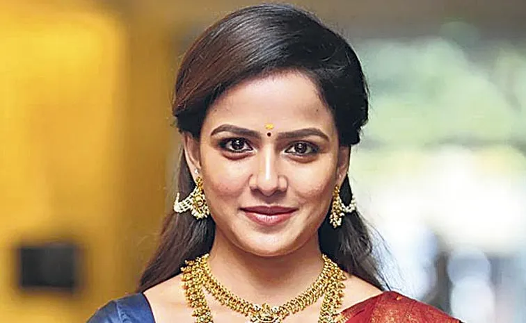 నా చిరునవ్వే ‘అమ్మ’కు వెలుగు: వైష్ణవీ చైతన్య