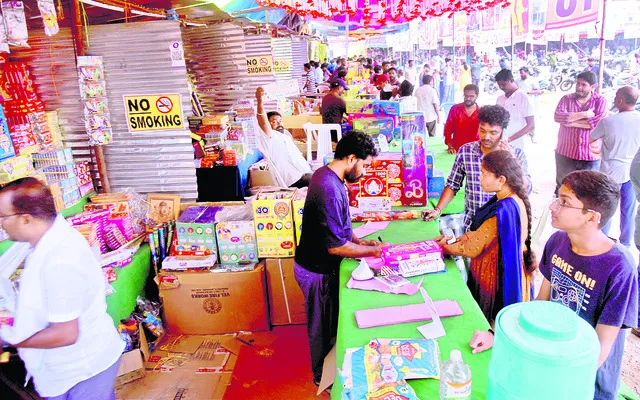 రాష్ట్రస్థాయి బృంద గీతాల పోటీల్లో ప్రతిభ