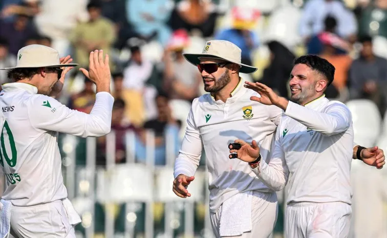 Maharaj takes 7 as PAK ALL Out 333 Runs