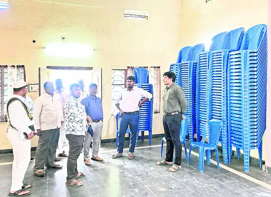 గిరిజనులకే తొలి ప్రాధాన్యత