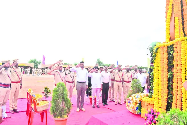 శాంతియుత సమాజమే లక్ష్యం