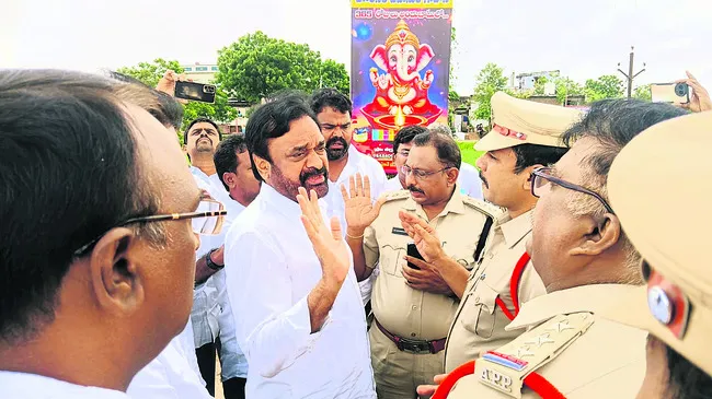కాపుల హత్యలకు పవన్కళ్యాణ్దే బాధ్యత