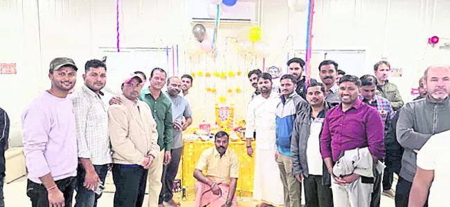 ఘనంగా వెలుగుల పండుగ