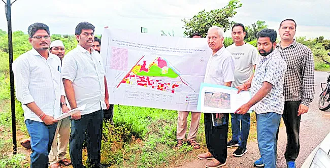 ఆయిల్‌ మిల్లులపై దాడులు 
