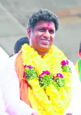 జూబ్లీహిల్స్‌ బీజేపీ అభ్యర్థి స్వస్థలం వనిపాకల