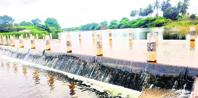నేటి నుంచి భారీ వర్షాలు 