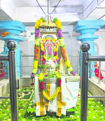కార్తీక పూజలకు ముస్తాబు
