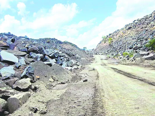 గ్రానైట్‌ అనకొండలు 