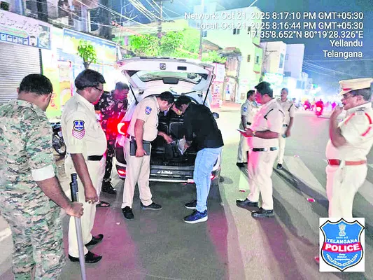 పోలీసుల ఆకస్మిక తనిఖీలు