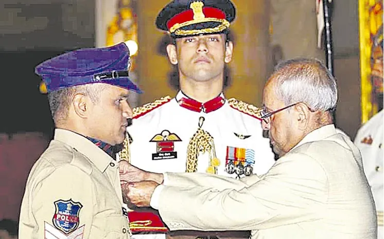 Constables play a key role in maintaining law and order: Telangana