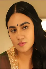 Bigg Boss Fame Priya Malik Escapes From Fire Accident at Diwali 2025 Celebrations3
