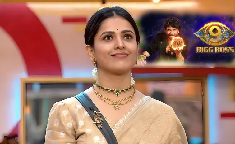 Bigg Boss 9 Telugu Thanuja Mudda Mandaram song trending now