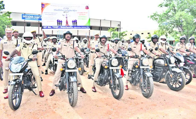 అమరుల త్యాగాలను స్ఫూర్తిగా తీసుకోవాలి 