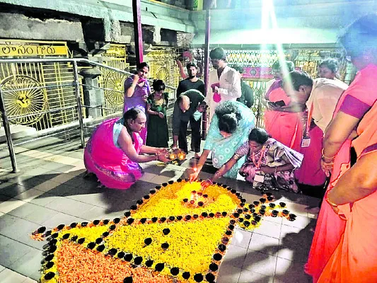కార్తీక మాసోత్సవాలు షురూ