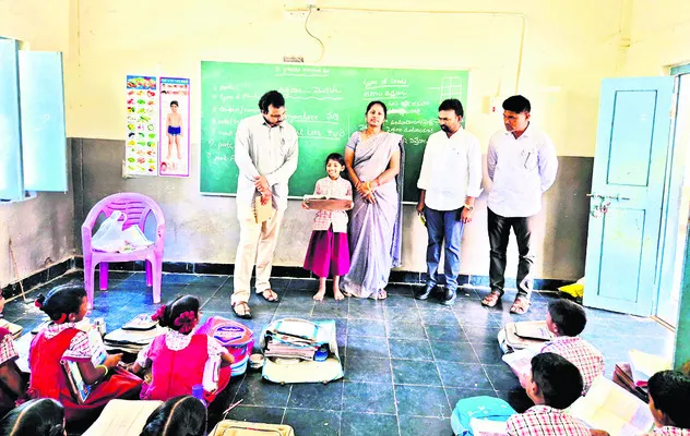 అభ్యసన సామర్థ్యాలను పెంపొందించాలి