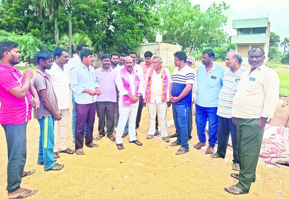 ధాన్యం కొనుగోళ్లలో ప్రభుత్వం విఫలం