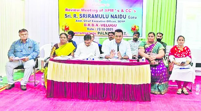 నగదు లావాదేవీలపై అవగాహన అవసరం 