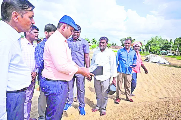 దళారులను నమ్మి మోసపోవద్దు
