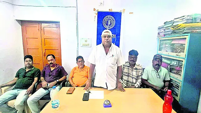 నిధుల దుర్వినియోగంపై దర్యాప్తు చేయాలి