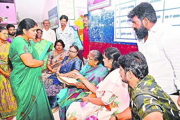 రాష్ట్రంలో ఆటవిక రాజ్యం