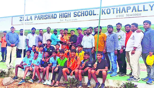 హ్యాండ్బాల్ విజేత రాజన్నసిరిసిల్ల