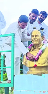 కలెక్టర్ల అభిమతం ప్రజాభీష్టం కావాలి