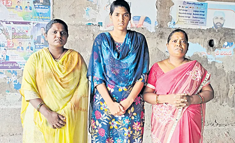 నిందితులను వదిలేశారు