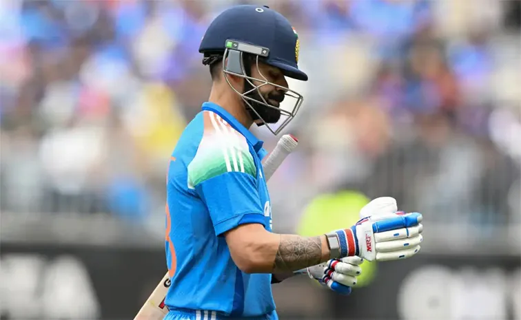 Virat Kohli: చెరగని మరక.. 17 ఏళ్ల కెరీర్‌లో తొలిసారి..!