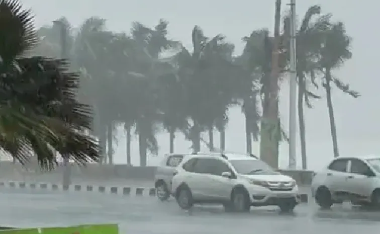 AP: అతి భారీ వర్షాలు.. ఆ జిల్లాలకు ప్లాష్‌ ఫ్లడ్‌ హెచ్చరిక