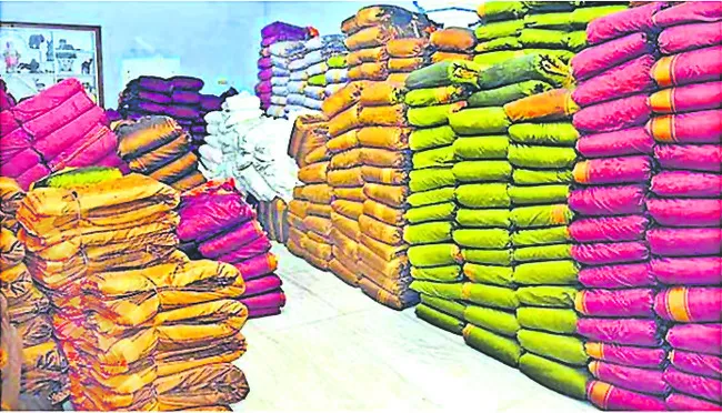 బయటకు రాని