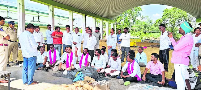 సోయా కొనుగోళ్లు ప్రారంభించాలి