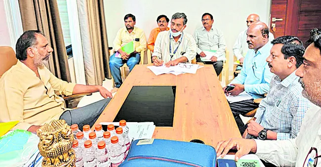 ఎరువుల కొరత లేకుండా చూడండి
